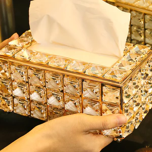 Hộp đựng giấy ăn đính đá bằng pha lê sang trọng -