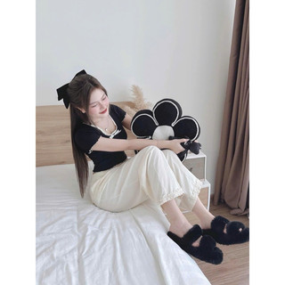 [ Rẻ vô địch ] Set Bộ Áo Thun Nữ Ngắn Tay Thiết Kế Ren Viền Cổ Kèm Quần Đũi Suông Nhún Bèo Xinh Xắn Hottrend