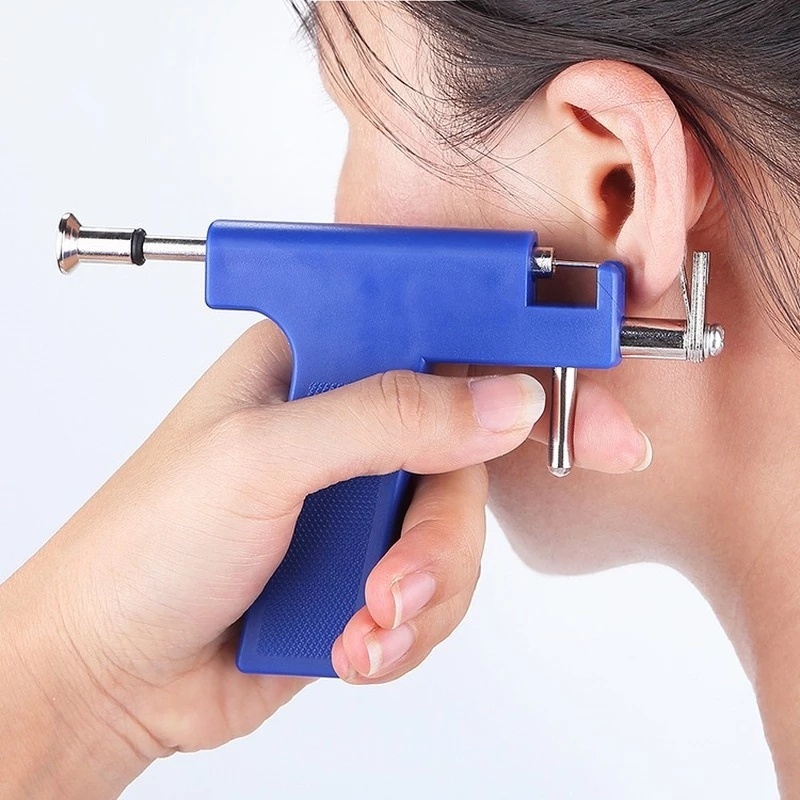 Súng bấm lỗ tai, bấm khuyên tai dùng nhiều lần, an toàn tiện lợi