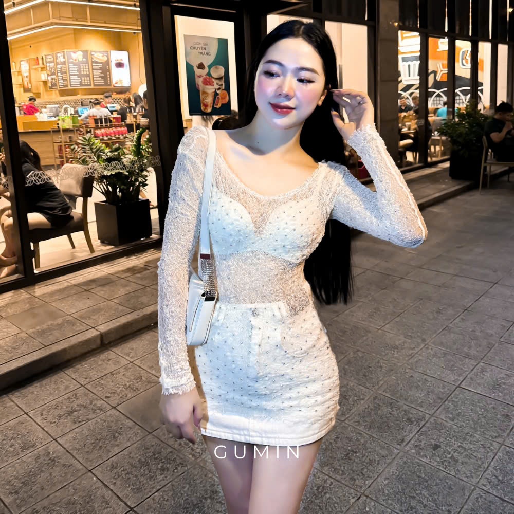 Áo len GUMN thiết kế áo dài tay hở lưng có đính đá, len lưới mỏng sang trọng cao cấp
