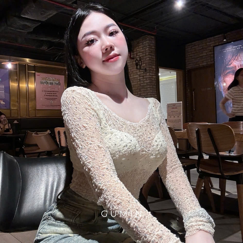 Áo len GUMN thiết kế áo dài tay hở lưng có đính đá, len lưới mỏng sang trọng cao cấp