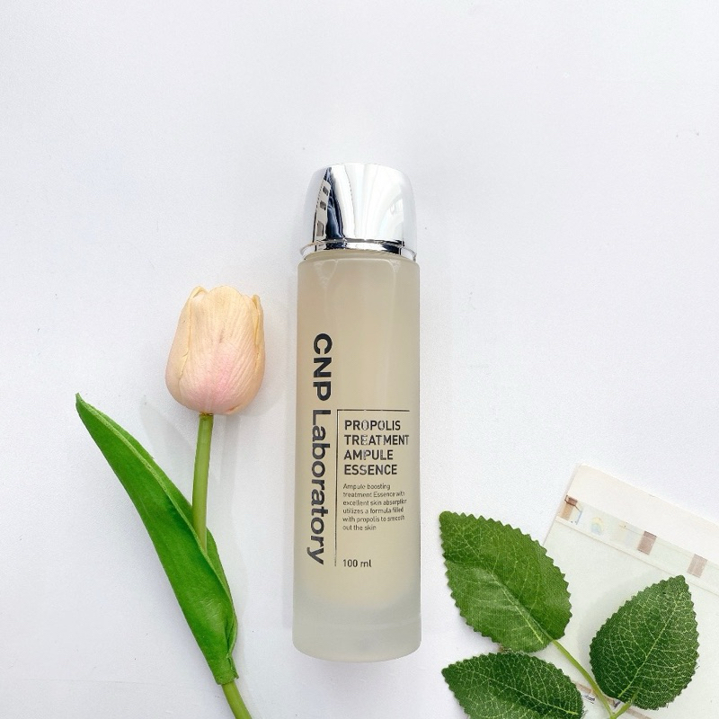 Nước Thần Keo Ong Cấp Ẩm, Phục Hồi Da CNP Laboratory Propolis Treatment Ampule Essence IS128