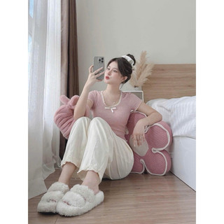 [ Rẻ vô địch ] Set Bộ Áo Thun Nữ Ngắn Tay Thiết Kế Ren Viền Cổ Kèm Quần Đũi Suông Nhún Bèo Xinh Xắn Hottrend