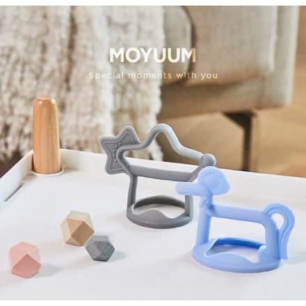 Gặm nướu đeo tay silicon hình ngôi sao/ Pony Moyuum Hàn Quốc - hanzo2009