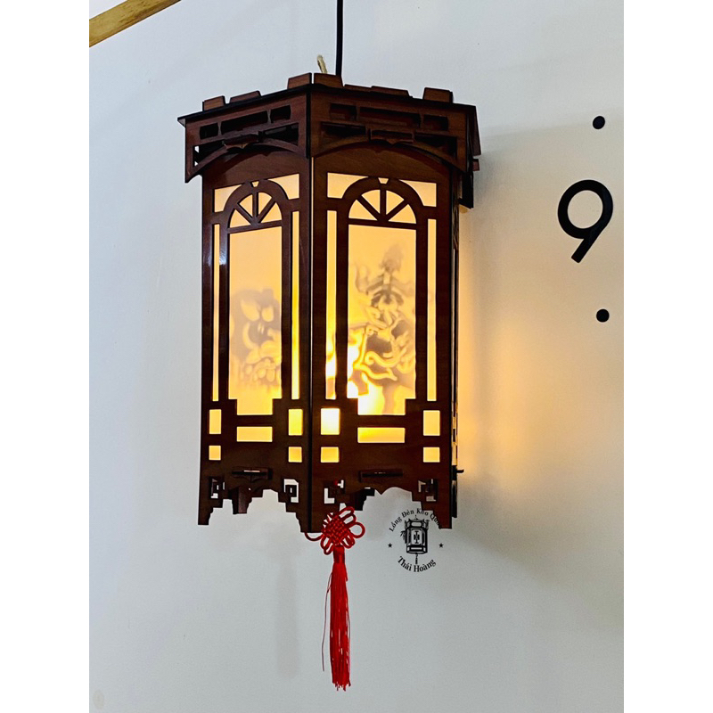 Đèn Kéo Quân gỗ cao 38cm sài điện( Hình quay Tranh Đông Hồ) | BigBuy360 - bigbuy360.vn