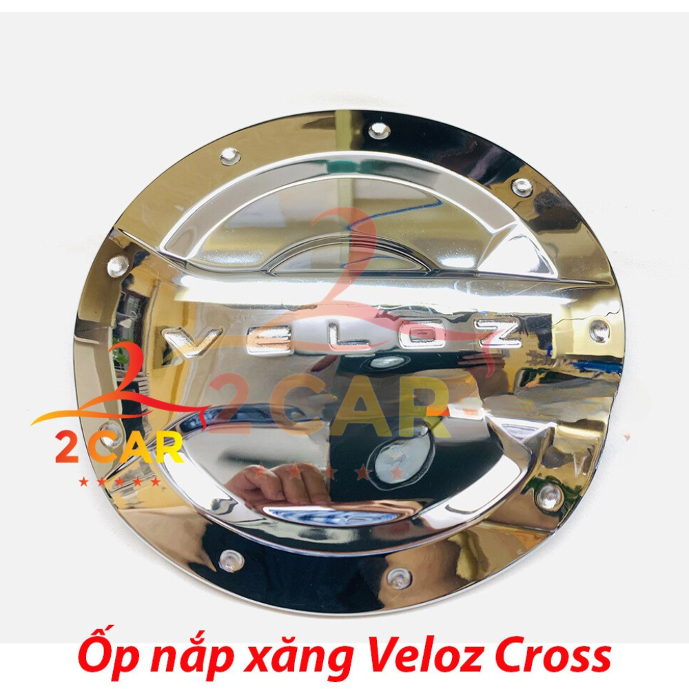 Ốp nắp bình xăng xe Toyota Veloz 2022- 2023-2024 Mạ Crom Sáng Bóng