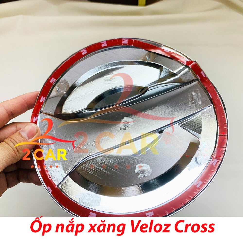 Ốp nắp bình xăng xe Toyota Veloz 2022- 2023-2024 Mạ Crom Sáng Bóng