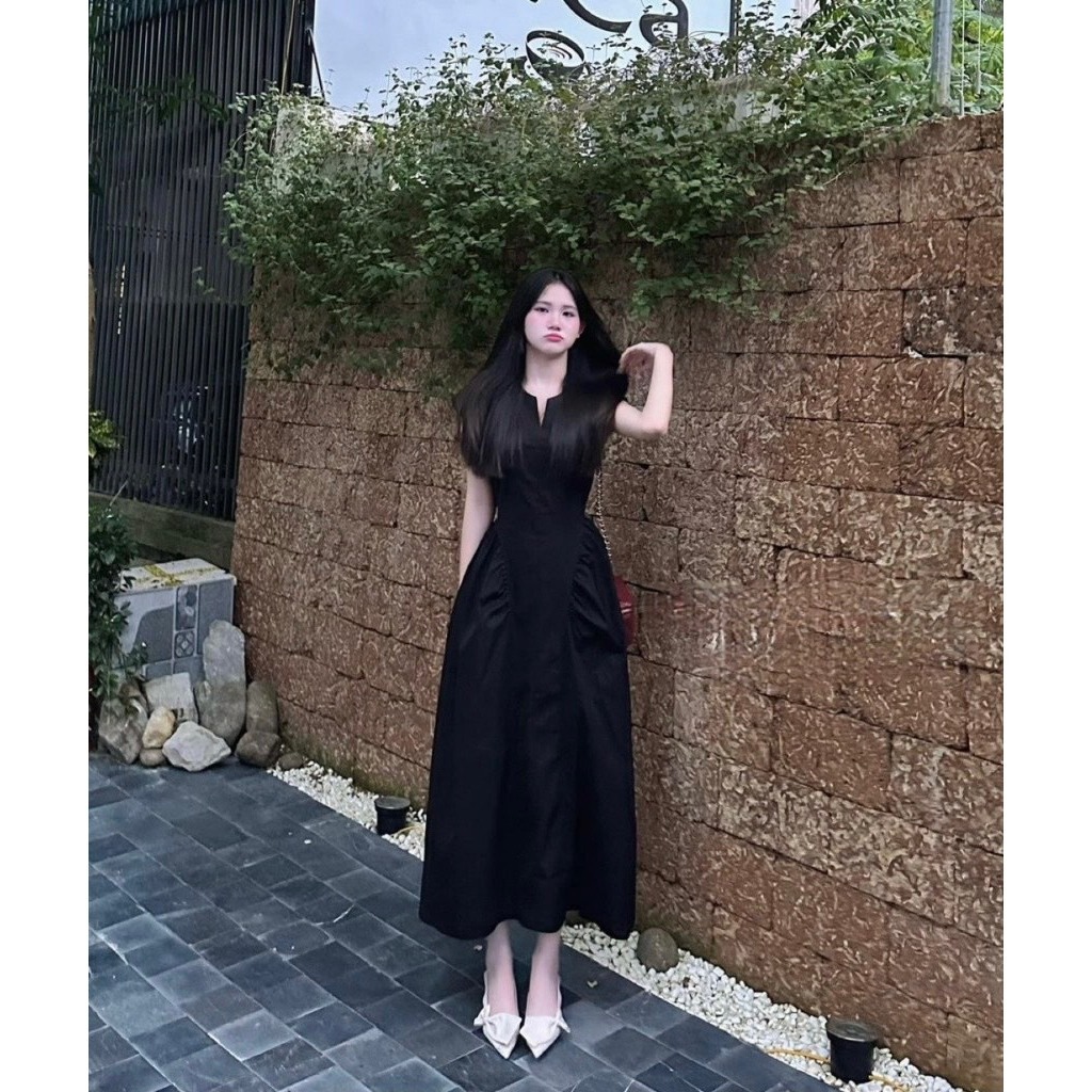 Váy nữ maxi sát nách cổ V dáng xòe Jumito 2 màu đen kem, đầm nữ chất lanh thô phong cách thiểu thư quý phái D1800