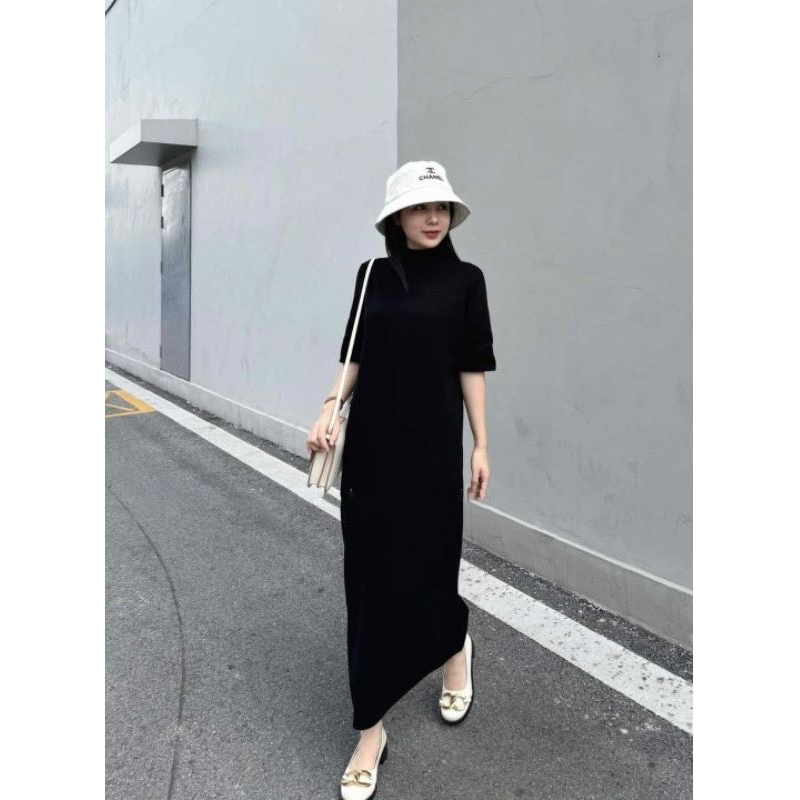 Váy nữ cổ tròn tay ngắn dáng rộng màu đen trơn Jumito, đầm nữ maxi phong cách basic thích hợp đi mua sắm và dạo phố D221