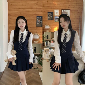 Set Áo Sơmi Trắng Kèm Cavat Rời Mix Yếm Tuyết Mưa Xếp Ly Dày Dặn 2 Màu