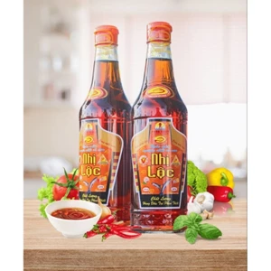 Chai Thủy Tinh 490ml Nước Mắm Nhĩ Cá Cơm Truyền Thống Nguyên Chất 20 Độ Đạm Hiệu Con Cá Vàng