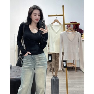 Áo Thun dáng BASIC Cổ Tim Ôm Dáng
