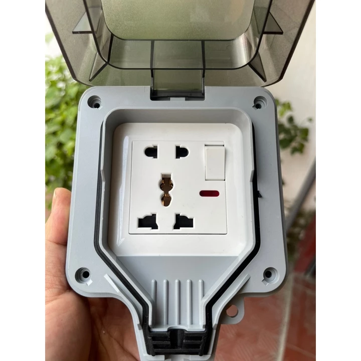 Ổ cắm chống nước IP67 - Ổ cắm điện ngoài trời, sân vườn