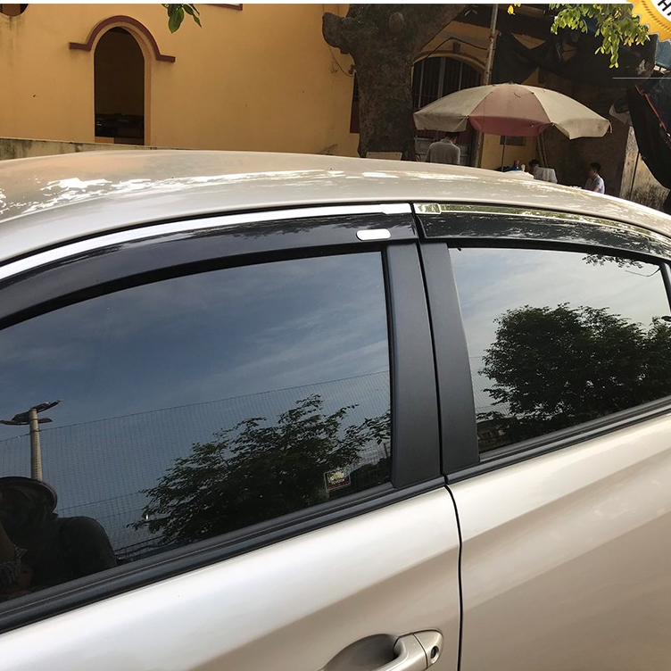 Vè che mưa xe Toyota Vios chỉ inox 2018 - 2022, 2023,2024  cao cấp nhất thị trường