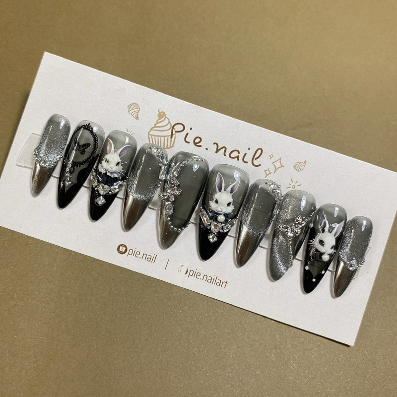 292. nailbox thỏ đen, mắt mèo tráng gương fen