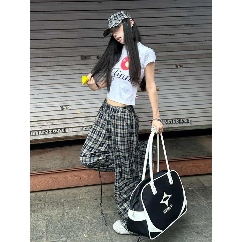 Áo Thun Baby Tee Nữ REDLABEL In APPLE Chất Liệu Thun Co Giãn 2 Chiều Cao Cấp Thoáng Mát Hình In Năng Động Cá Tính