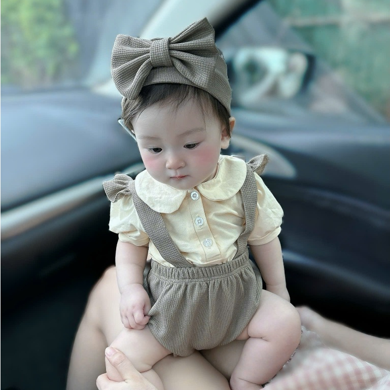 (HÀNG CÓ SẴN) Set bodysuit quần yếm cover Peekaboo gồm 3 chi tiết chất vải đẹp cho bé gái cover Hàn Quốc