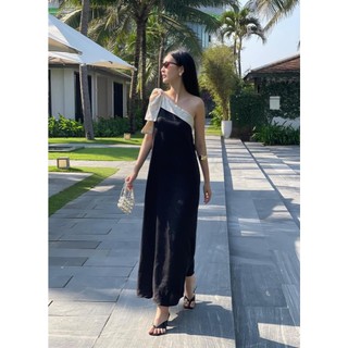 Đầm linen Helen Dress cổ chéo phối nơ độc đáo phong cách thời trang thanh lịch, nữ tính, tinh tế - REN STUDIO
