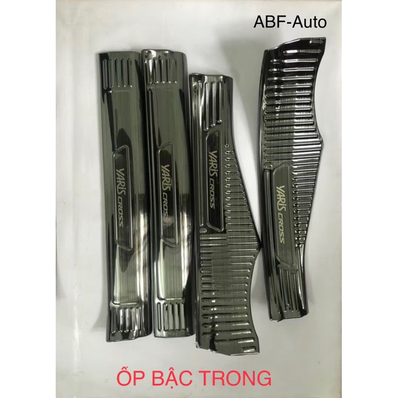 Ốp Bậc Cửa, Nẹp Bước Chân, chống trầy cốp trong ngoài Xe Yaris cross 2023-2025 Mẫu Titan chữ 3D Cao Cấp