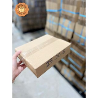 Hộp giấy P63 size 25x20x6 cm, thùng carton gói hàng Everest