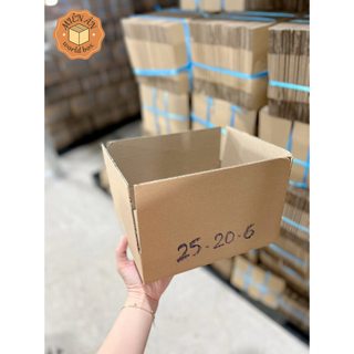 Hộp giấy P63 size 25x20x6 cm, thùng carton gói hàng Everest