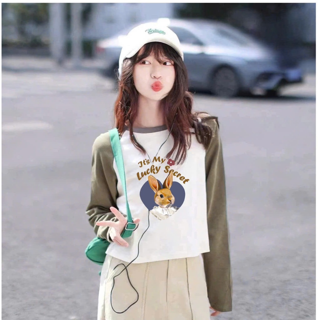 Áo thun nữ tay dài phối màu dáng lửng JULY fashion2023, Áo thun dài tay nữ chất cotton xược mềm mát in hình thời trang
