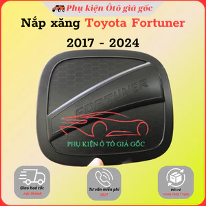 Ốp nắp bình xăng xe Toyota Fortuner 2017, 2018, 2019, 2020, 2021, 2022, 2023, 2024, 2025 nhựa ABS đen nhám cao cấp