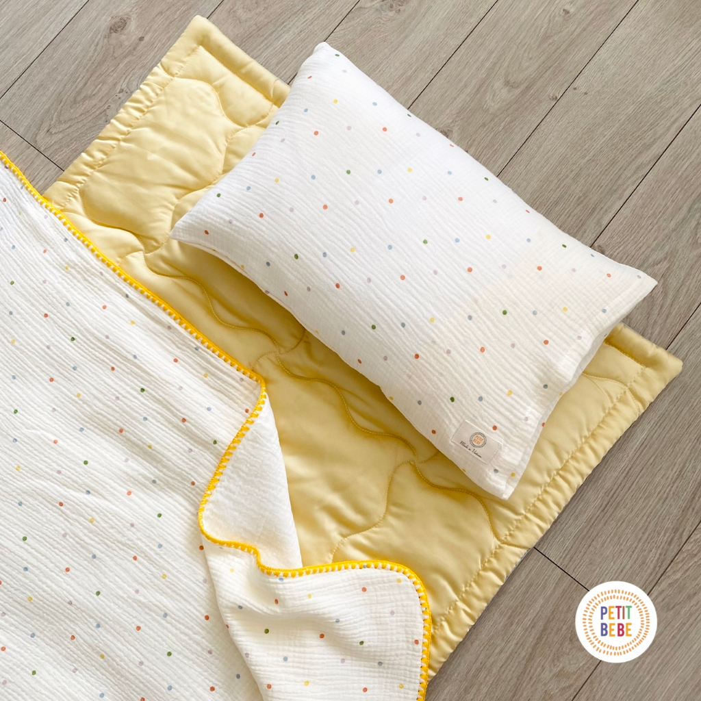 Ảnh Bộ chăn gối cho bé đi học PETIT BEBE 3 món Tấm lót 70x120cm | Gối nằm 30x50cm | Chăn hè 100x120cm 3
