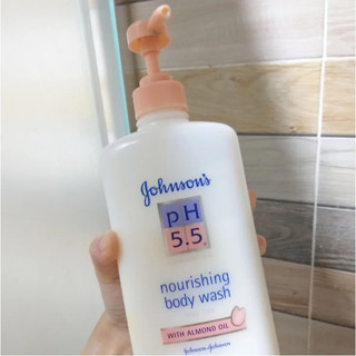 Sữa Tắm Dưỡng Ẩm Da Cho Người Lớn Johnsons Adult pH 5.5  (750ml/chai)