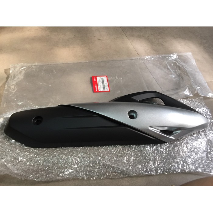 Ốp pô hãng Honda xe PCX đời 2018 2019 2020 2021 và giá chưa ốc nhé ...