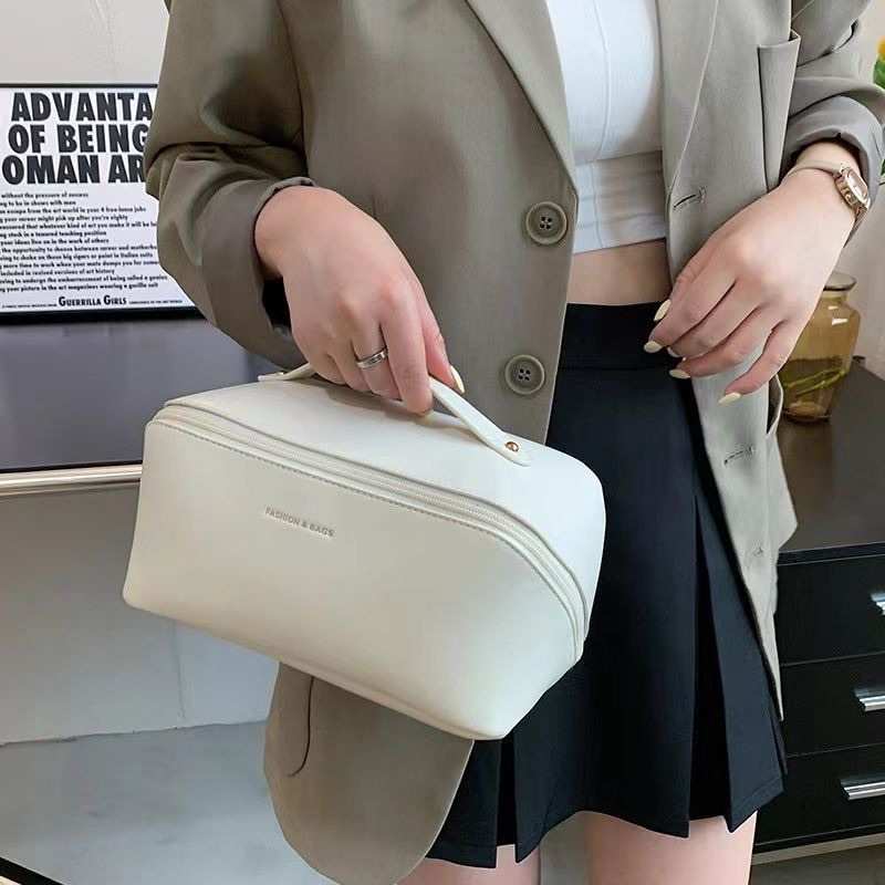 Túi Đựng Mỹ Phẩm Cỡ Lớn Đa Năng Tiện Dụng Khi Đi Du Lịch - Túi Đựng Đồ Trang Điểm,Hộp Đựng Đồ Makeup Siêu Sang HQC-044