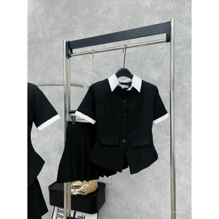 Đồ bộ nữ áo sơ mi tay lỡ phối cổ viền tay trắng mix chân váy xếp ly cạp chun HCOM2727, set đồ nữ tôn dáng YuuMi Style