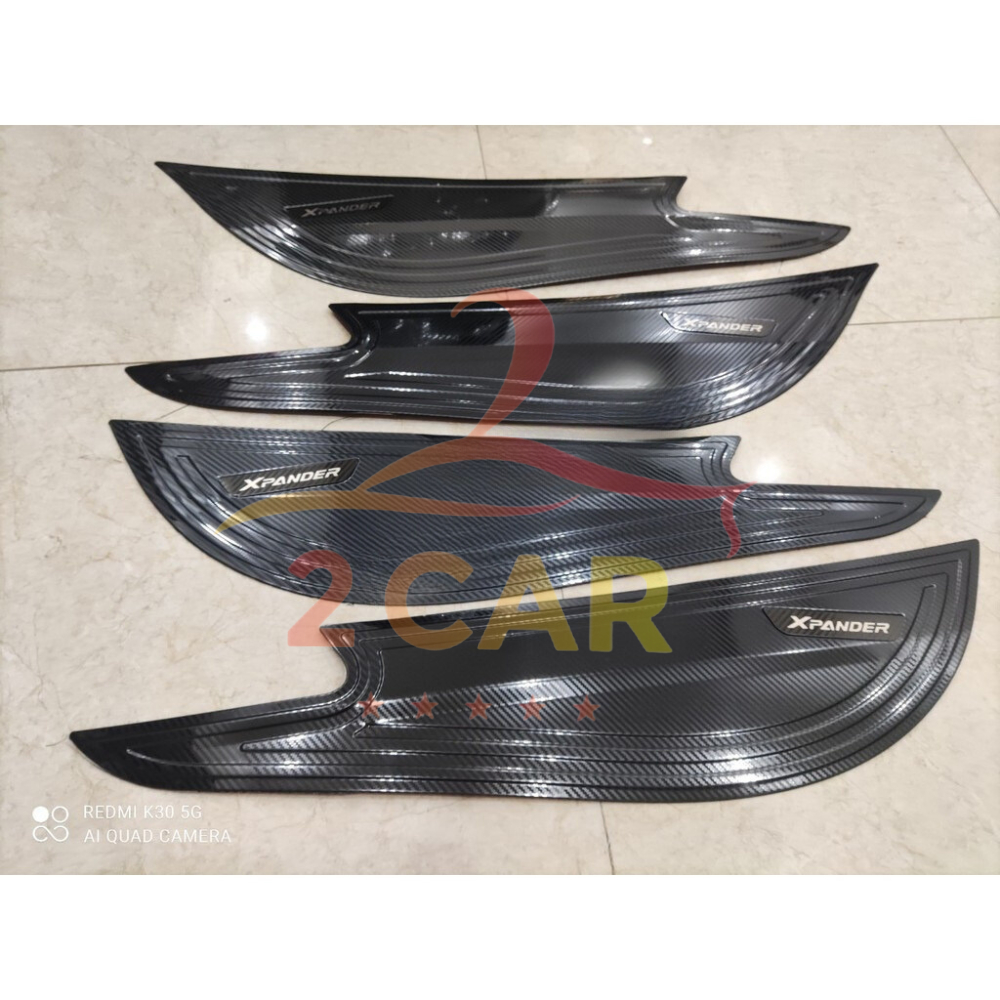 Ốp Tapli cánh cửa CARBON Xe Xpander đời 2018 - 2023 2024 2025 vân cacbon và titan cao cấp