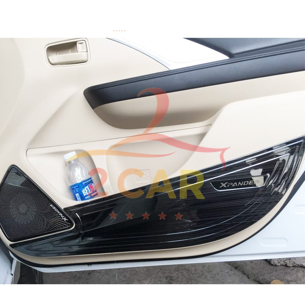 Ốp Tapli cánh cửa CARBON Xe Xpander đời 2018 - 2023 2024 2025 vân cacbon và titan cao cấp