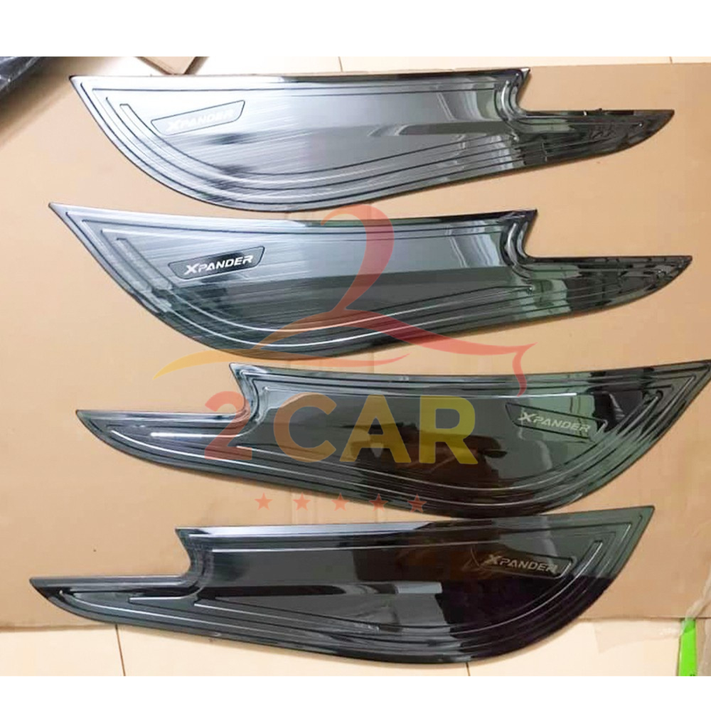 Ốp Tapli cánh cửa CARBON Xe Xpander đời 2018 - 2023 2024 2025 vân cacbon và titan cao cấp