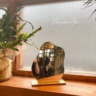 Gương Cầm Tay, Gương Để Bàn Mini, Đế Gỗ, Đóng Gói Bao Bể Vỡ, Thương Hiệu Gương Diamond Mirror