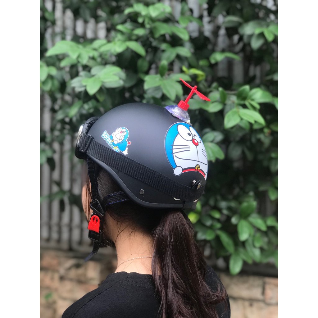 Mũ Bảo Hiểm Nửa Đầu 1/2 Tem ONE PIECE, Doraemon, Gấu Nâu Siêu HOT - Hàng Cao Cấp
