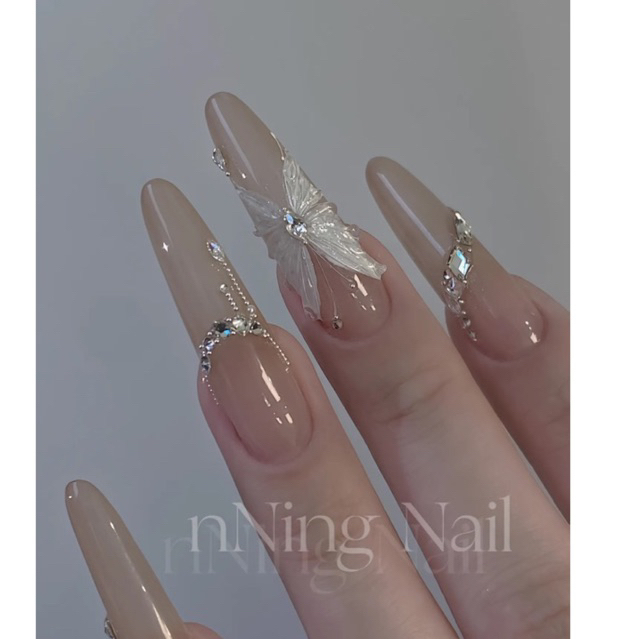 Nailbox nail thiết kế tiểu thư phối đá trang trọng (ib để được hỗ trợ đo size tay )