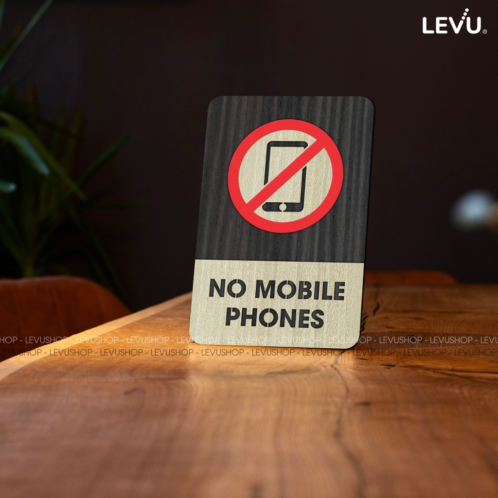 Bảng gỗ no mobile phones, biển báo khu vực cấm sử dụng điện thoại di động LEVU-BG35