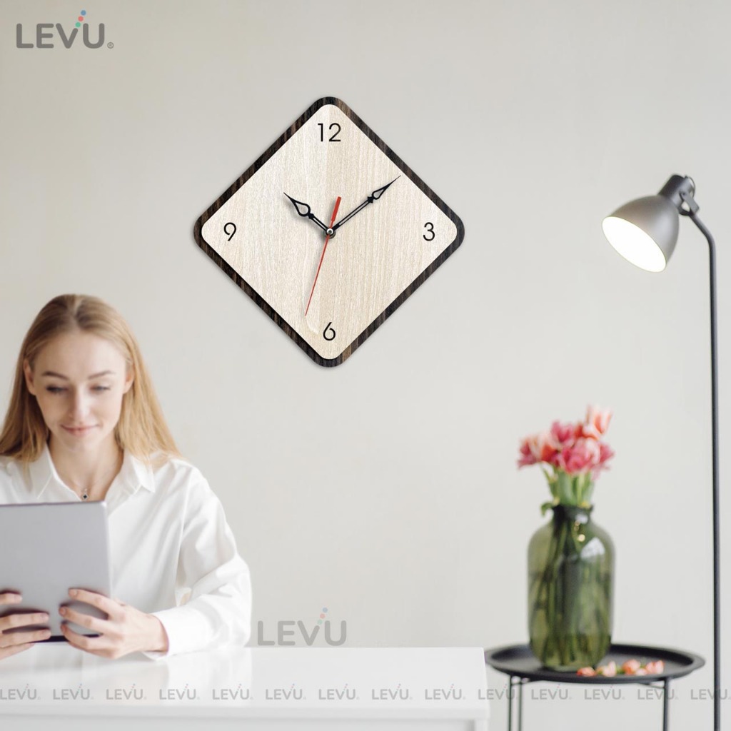 Đồng Hồ Treo Tường hình thoi độc lạ phong cách Châu Âu