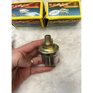 Cảm biến báo nhớt EQ153, núm báo nhớt EQ153 ren 10mm, 13mm.