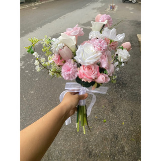 bó hoa cưới mây tiên trắng Hồng ceveria ( kèm hoa chú rể)