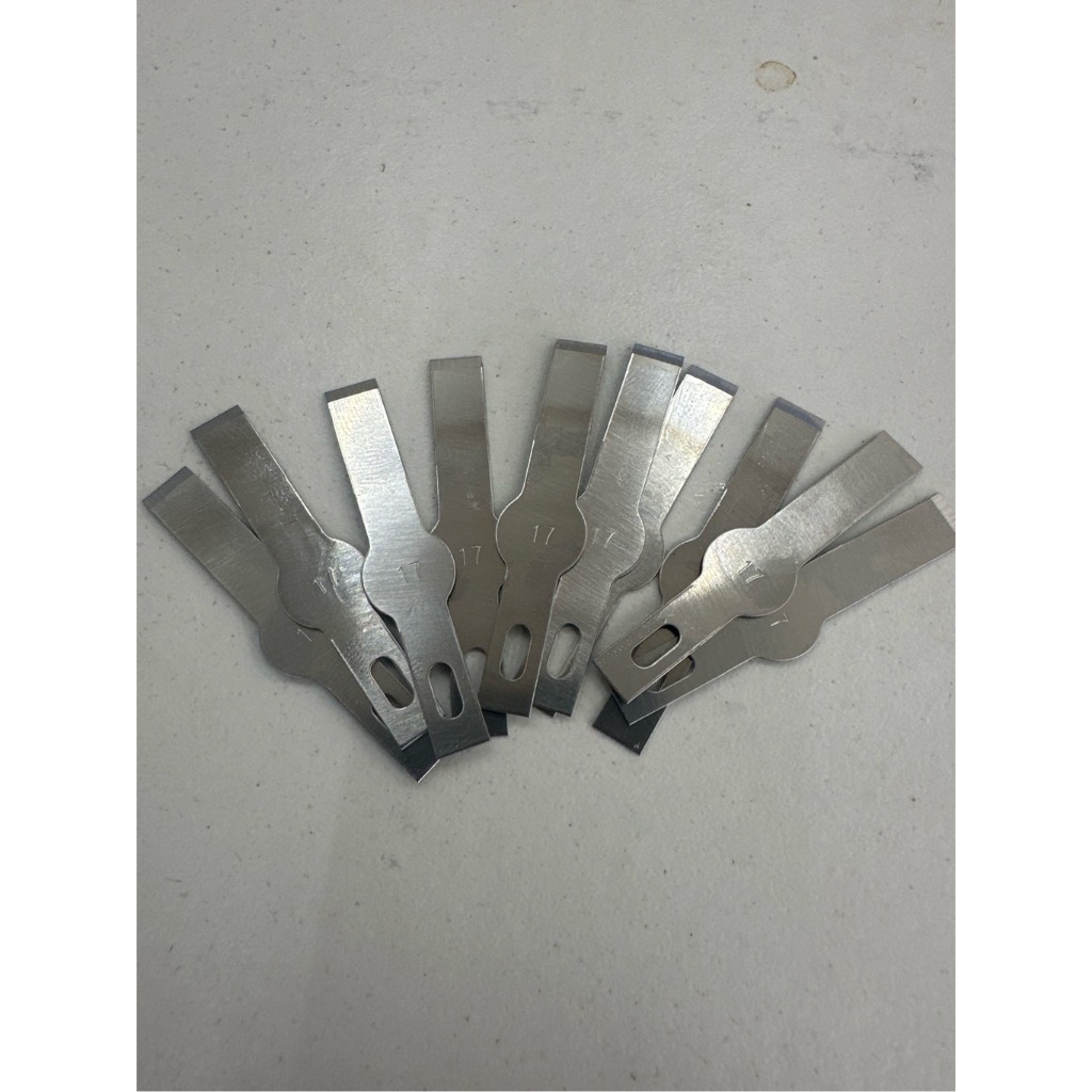 lưỡi dao số 4A,17(đục lưng ip) sét 10c