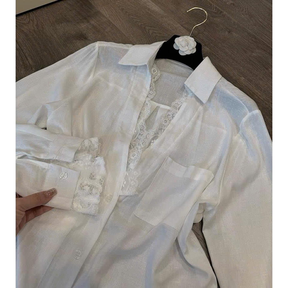 Set Áo Sơ Mi Đũi Xước Phối Ren Ngực Mix Quần Short Nhung Lì Cạp Cao, Sét Đồ Bộ Nữ Đi Chơi Sang Chảnh - CHAMIE STUDIO
