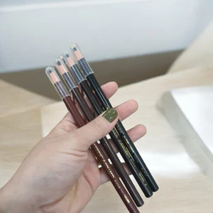Chì xé kẻ chân mày COLLEEN Soft Marker mang đến sự tin cậy và chất lượng cao.