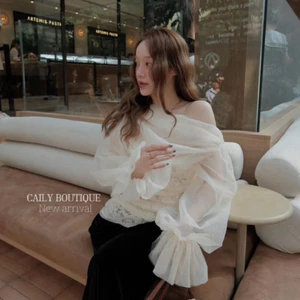 MIU.STUDIO | Áo hở vai tay dài bồng bo chun chất liệu voan tơ hoa ren cao cấp,Áo trễ vai phối hoa ren hàng loại 1(sẵn)