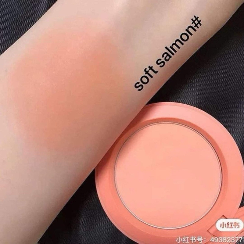 Má hồng tròn 3CE Face Blush, chất phấn lì, bám, ko trôi. 4 tông màu thời trang xịn xò