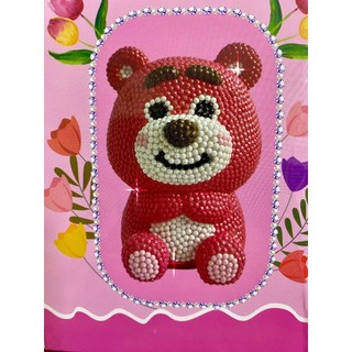 Tượng đính đá hình Sanrio, kuromi, gấu dâu, doremon đầy đủ phụ kiện, có lỗ để nhét xiền tiếp kiệm