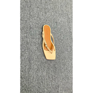 Dép Kẹp Nữ Phối Khóa 2025 MA Shoes D4756 – Nhẹ Êm, Phối Khóa Sành Điệu, Dễ Mang Mỗi Ngày