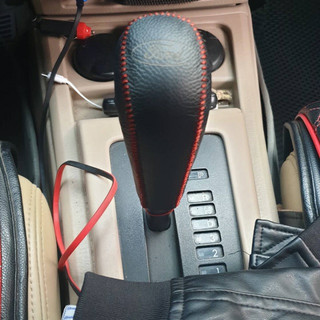 Bọc da cần số xe FORD EVEREST đời từ 2010-2014 số tự động ( khách nhắn shop tên xe đời xe cụ thể nhé